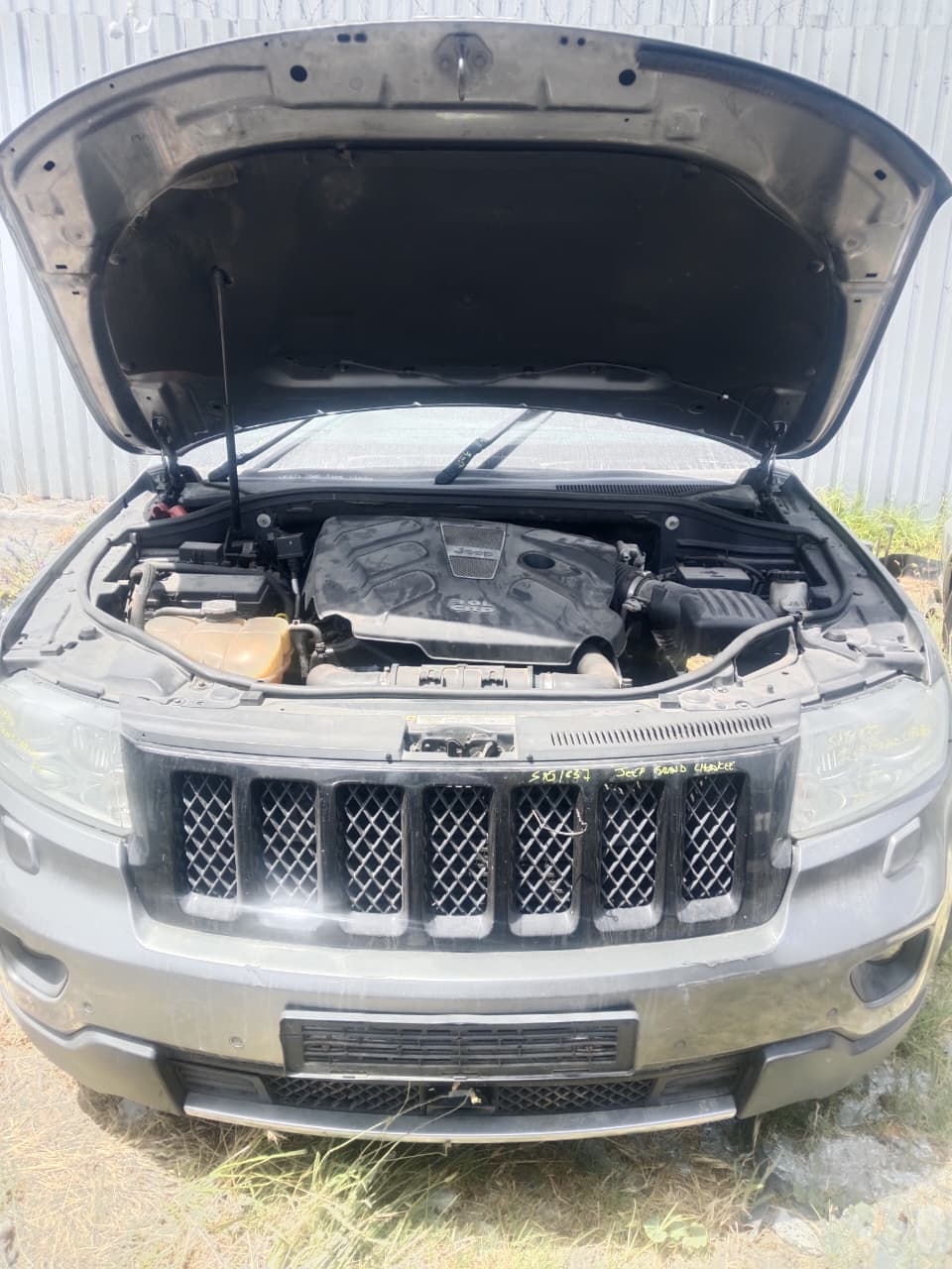 JEEP GRAND CHEROKEE 3L 2012 MODEL NOW STRIPPING FOR SPARES - Private Seller JEEP GRAND CHEROKEE 3L 2012 MODEL NOW STRIPPING FOR SPARES - Private Seller
