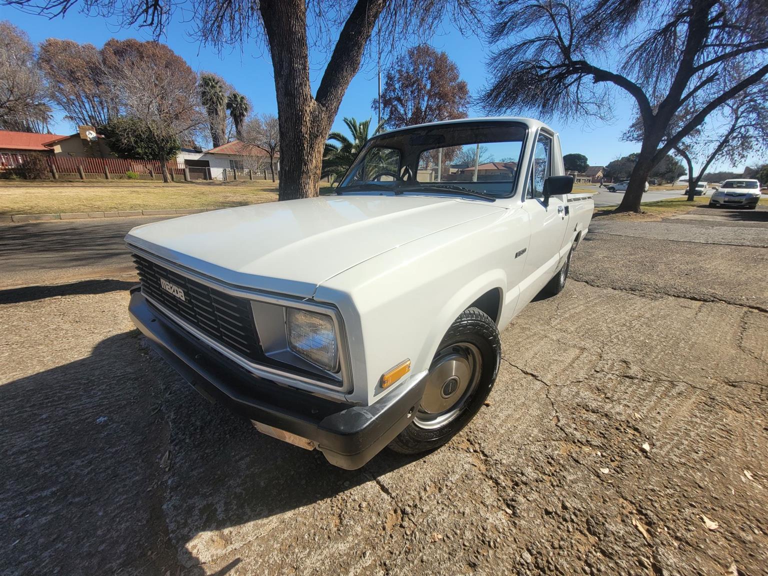 1984 Mazda B1600 Bakkie