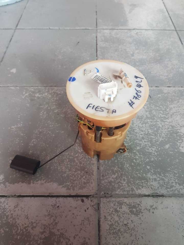 Fuel pump Ford fiesta 2010 - Private Seller