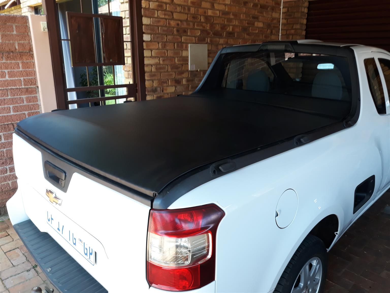 Lockable Tonneau covers for Chev, Opel and Nissan NP200 bakkies. 