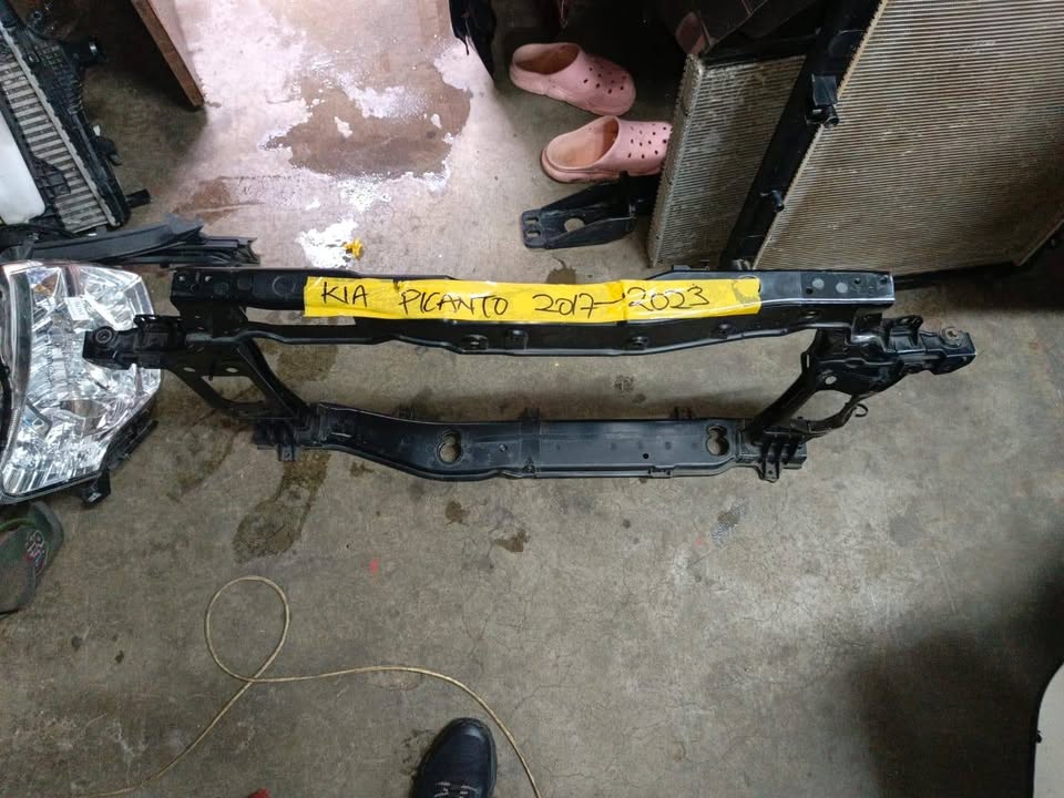 Kia picanto 2017_2023 Cradle - Private Seller Kia picanto 2017_2023 Cradle - Private Seller