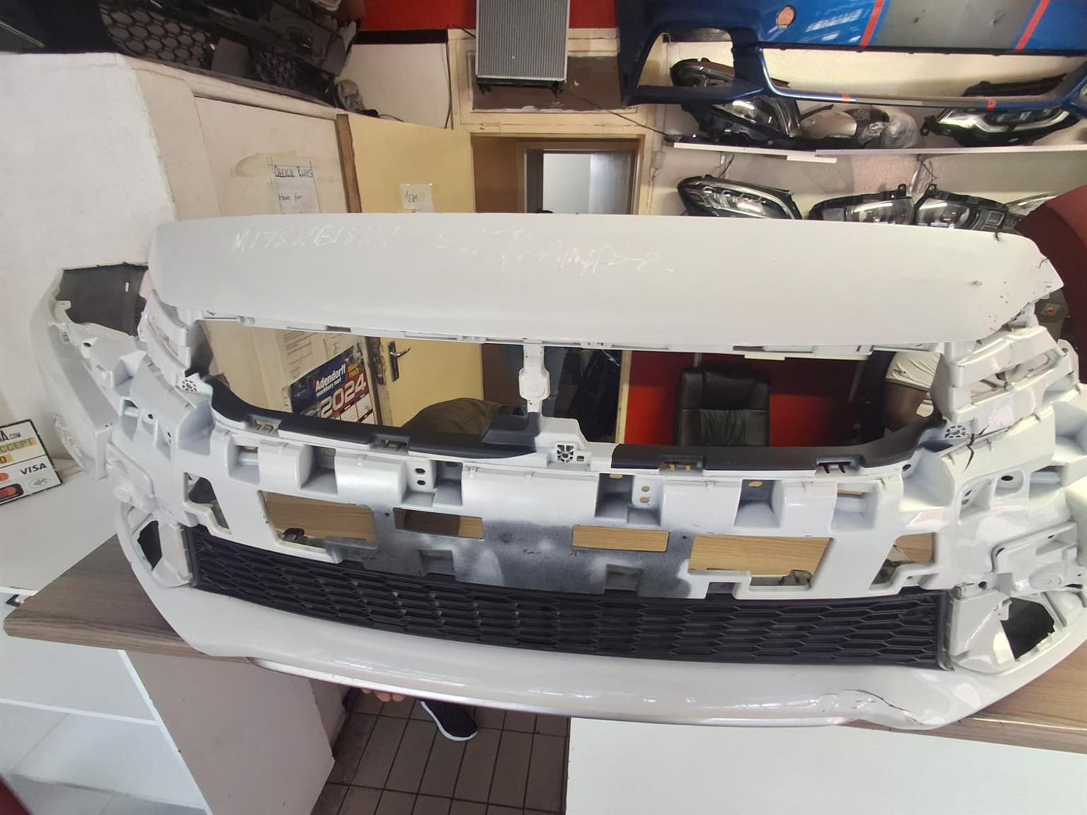 2019 MITSUBISHU ASX FRONT BUMPER AVAILABLE FOR SALE - Private Seller 2019 MITSUBISHU ASX FRONT BUMPER AVAILABLE FOR SALE - Private Seller