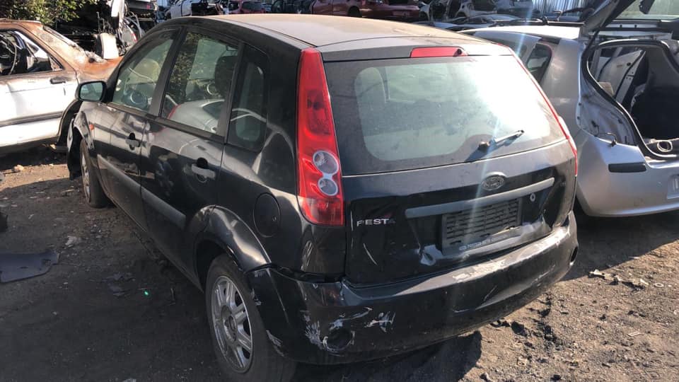 Ford fiesta 2006 1.6lt duratec auto Stripping for spares - Private Seller