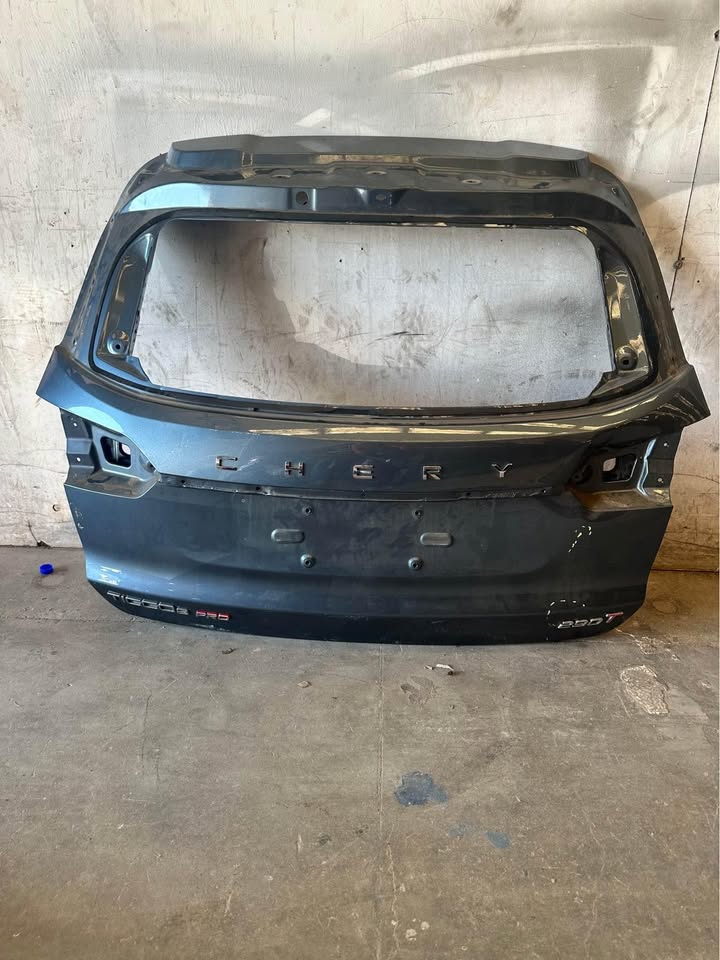 Chery Tiggo 8 Pro tailgate/bootlid - Private Seller Chery Tiggo 8 Pro tailgate/bootlid - Private Seller