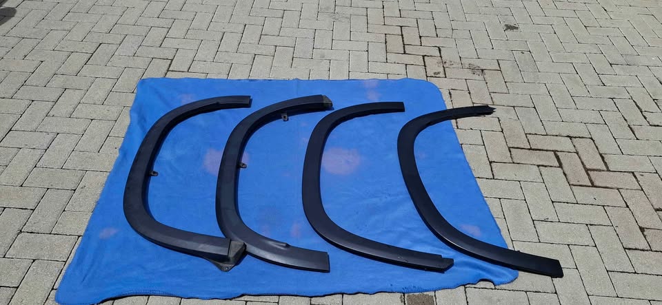 Toyota Urban cruiser wheel arches - Private Seller Toyota Urban cruiser wheel arches - Private Seller