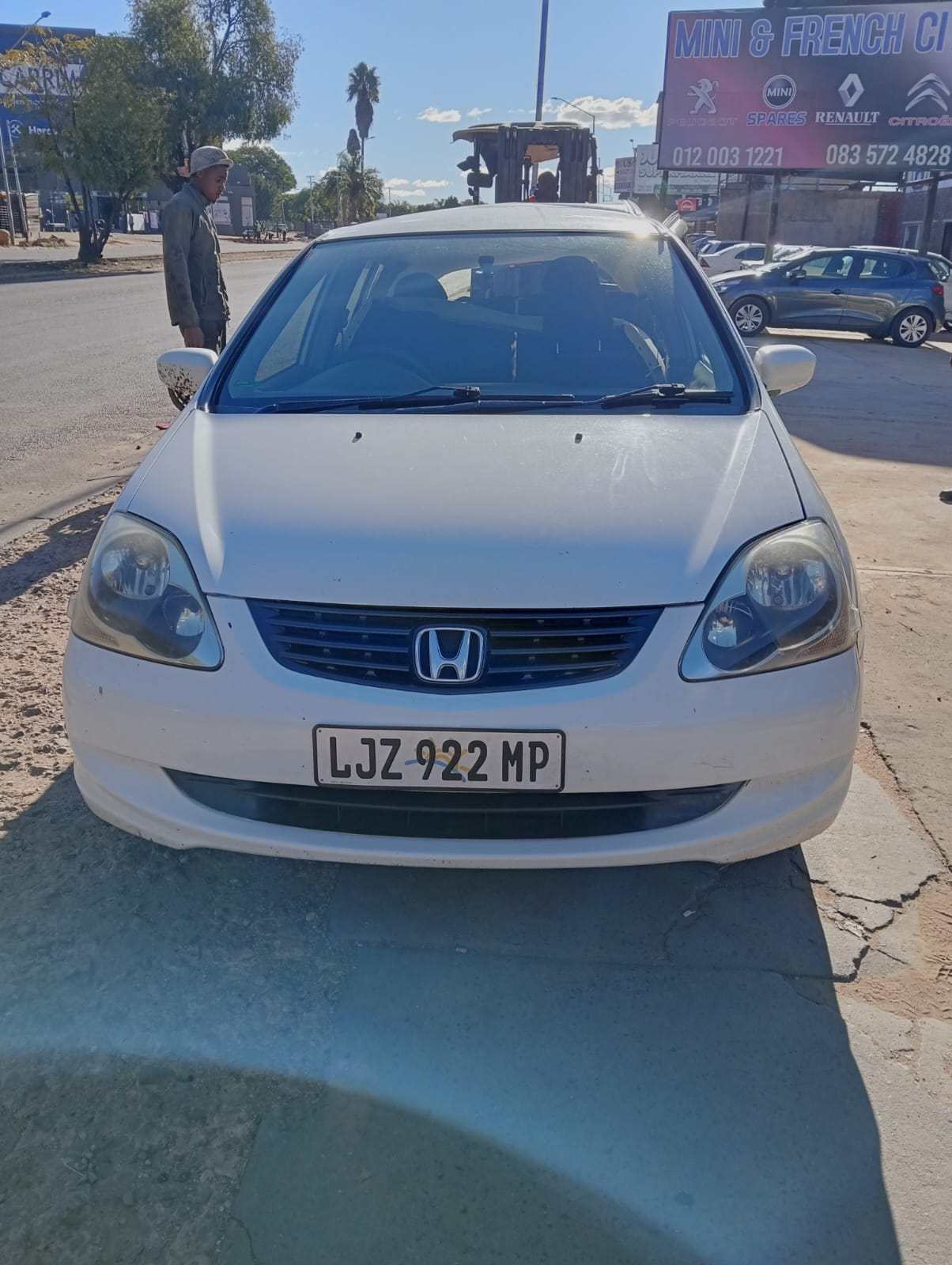 Honda Civic 2005 170I 5D Stripping For Spares - Private Seller Honda Civic 2005 170I 5D Stripping For Spares - Private Seller