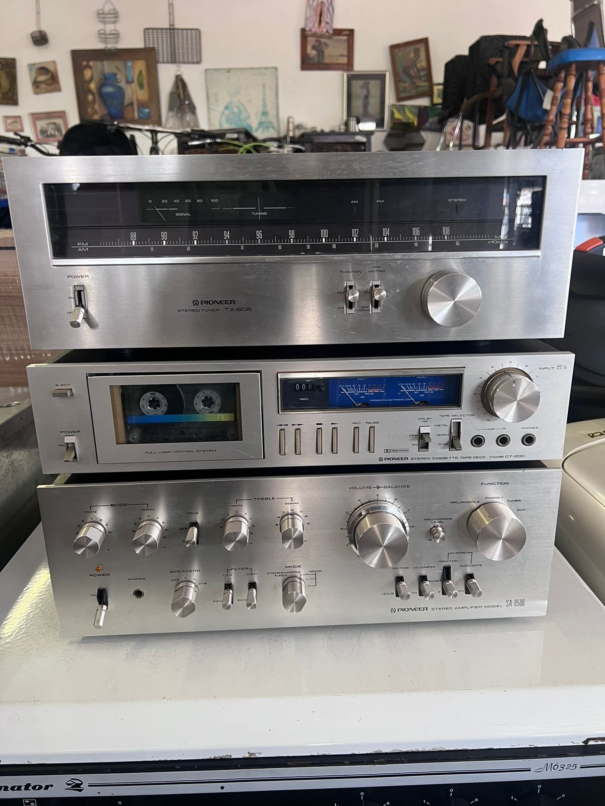 Vintage Pioneer Stereo Amplifier SA-8500 Vintage Pioneer Stereo Amplifier SA-8500