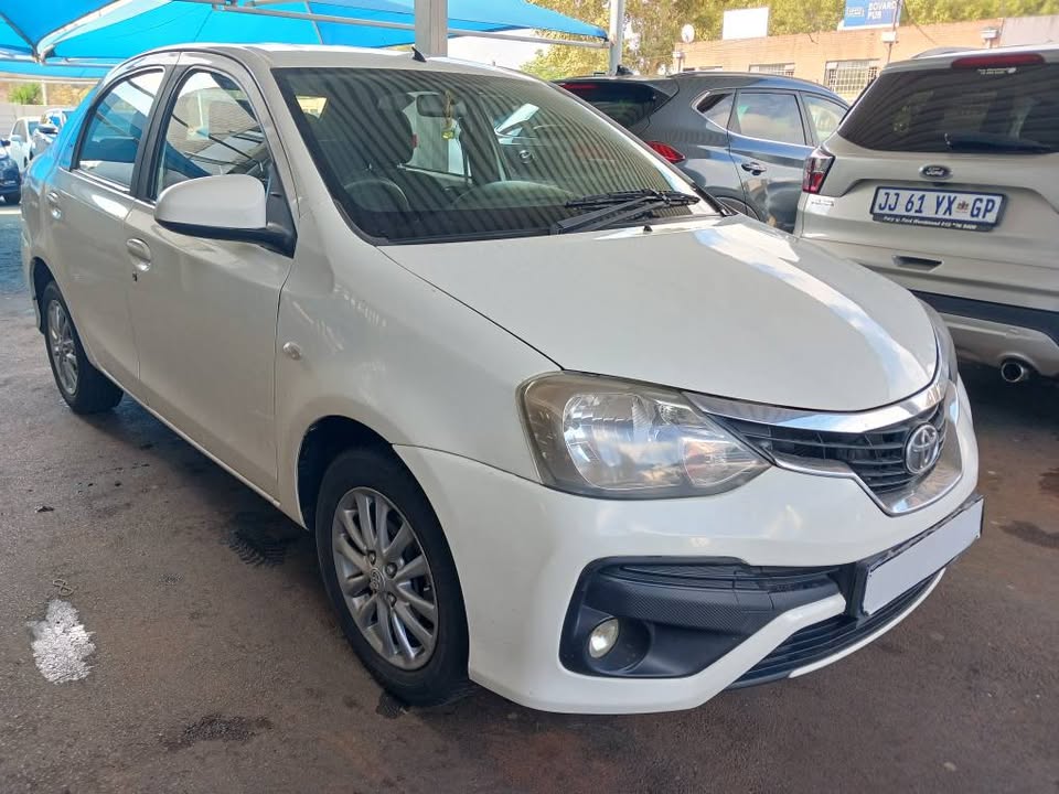 2019 TOYOTA ETIOS SPRINT SEDAN 1.5 Transmission: Manual Mileage: Fueltype: Petrol White