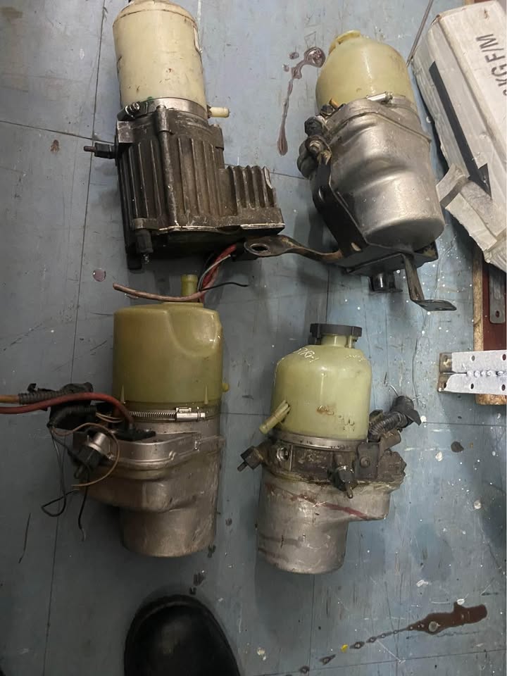Power steering for Opel Zafira  Opel Astra   Call  Adress 557 Govan Mbeki Avenue PE - Private Seller