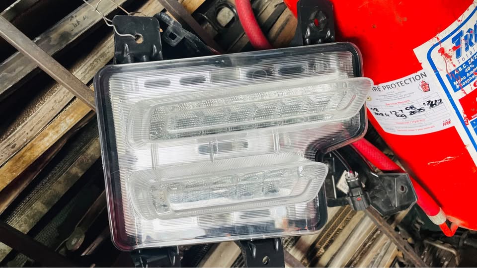 Chery Tiggo 4 Pro fog light - Private Seller Chery Tiggo 4 Pro fog light - Private Seller