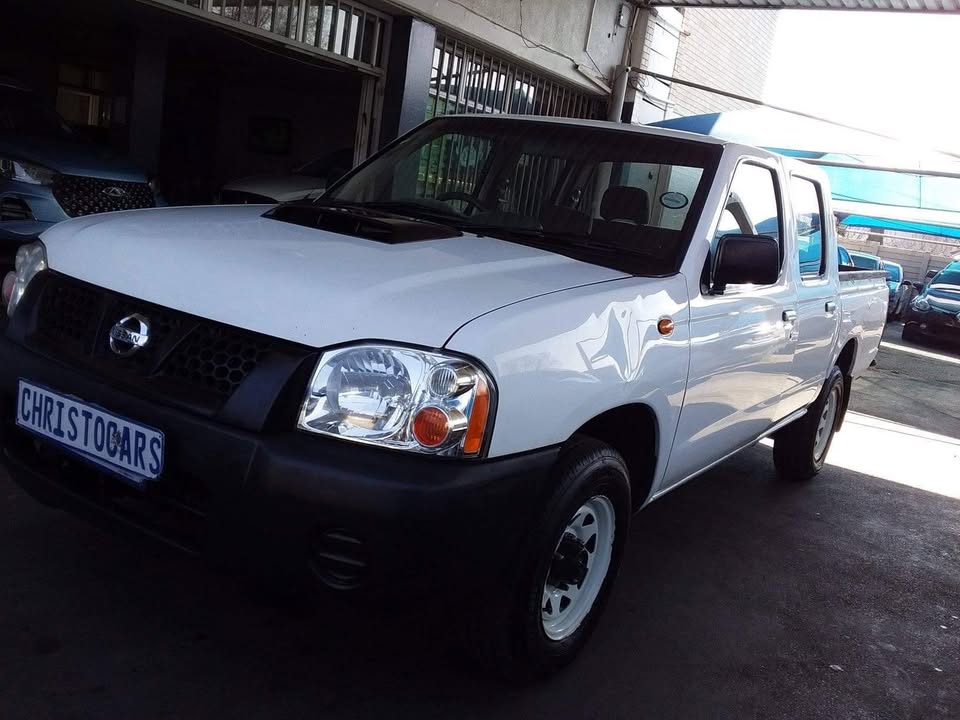 2012 Nissan NP300 Hard Body single cab 2012