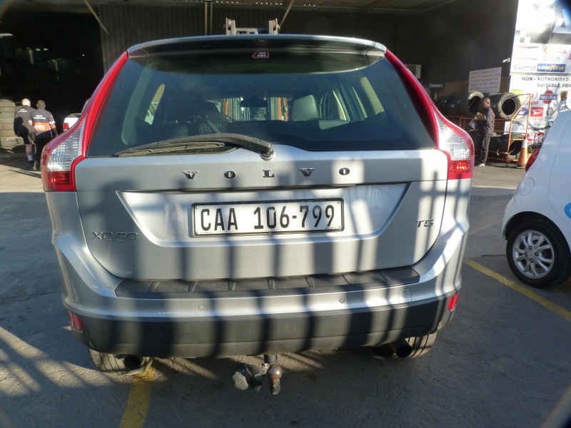 Volvo XC60 2.0 T5 Powershift AT Silver - 2011 STRIPPING FOR SPARES - Private Seller Volvo XC60 2.0 T5 Powershift AT Silver - 2011 STRIPPING FOR SPARES - Private Seller