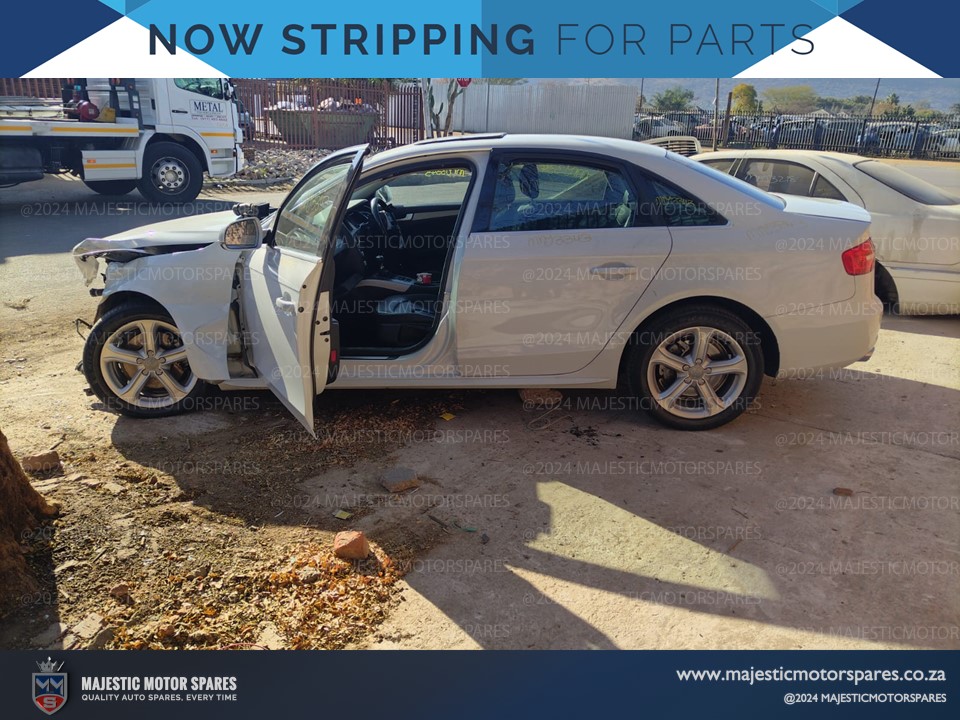 AUDI A4 B8 MANUAL 2.0 TDI MANUAL USED SPARES USED PARTS FOR SALE - Private Seller