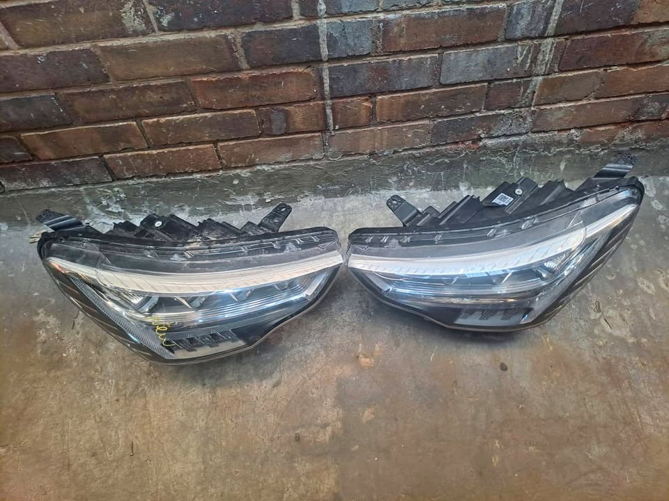 2021 - 2024 Haval Jolion FULL LED HEADLIGHT PAIR - Private Seller 2021 - 2024 Haval Jolion FULL LED HEADLIGHT PAIR - Private Seller