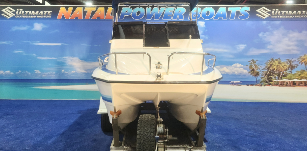 COBRA CAT 525 ON TRAILER 2 X 70 HP SUZUKI 4 STROKE - Private Seller COBRA CAT 525 ON TRAILER 2 X 70 HP SUZUKI 4 STROKE - Private Seller