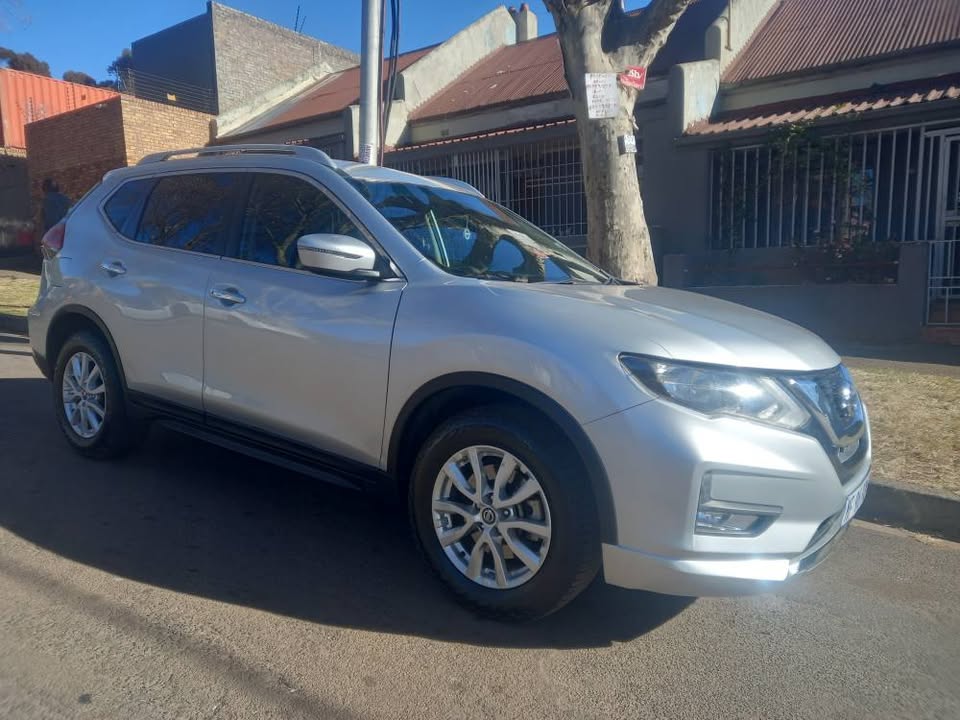 2020 NISSAN XTRAIL 7SEATERS,  2.5 AUTOMATIC 4X4, PETROL, SILVER,