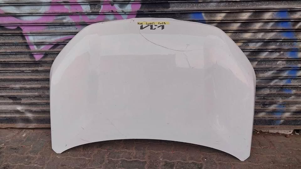 Kia Sonet bonnet 2023 - Private Seller Kia Sonet bonnet 2023 - Private Seller