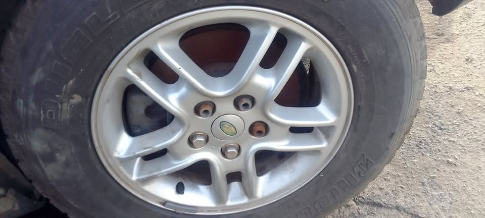 2008 Land Rover Rims  Mags - Private Seller
