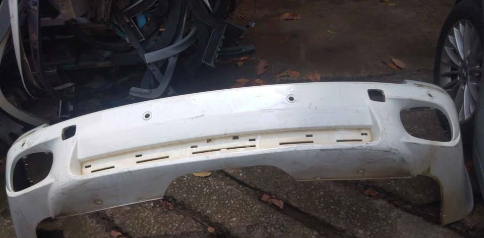 X5 bmw x drive 2013 back bumper - Private Seller X5 bmw x drive 2013 back bumper - Private Seller