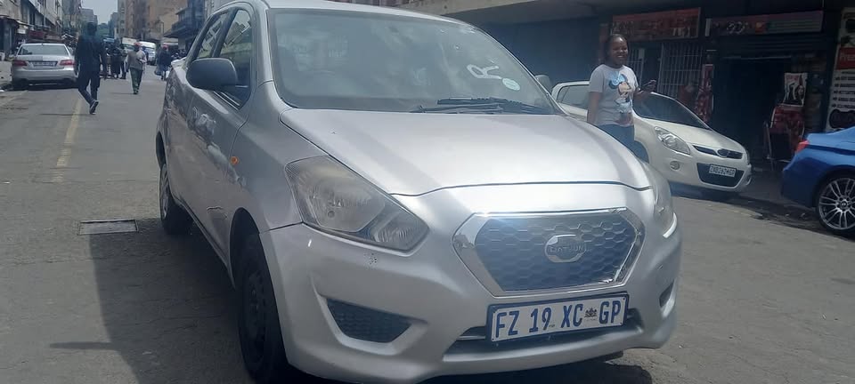 2016 NISSAN DATSUN GO 1.2 PETROL, MANUAL TRANSMISSION, SILVER COLOUR, MILEAGE 90000KM