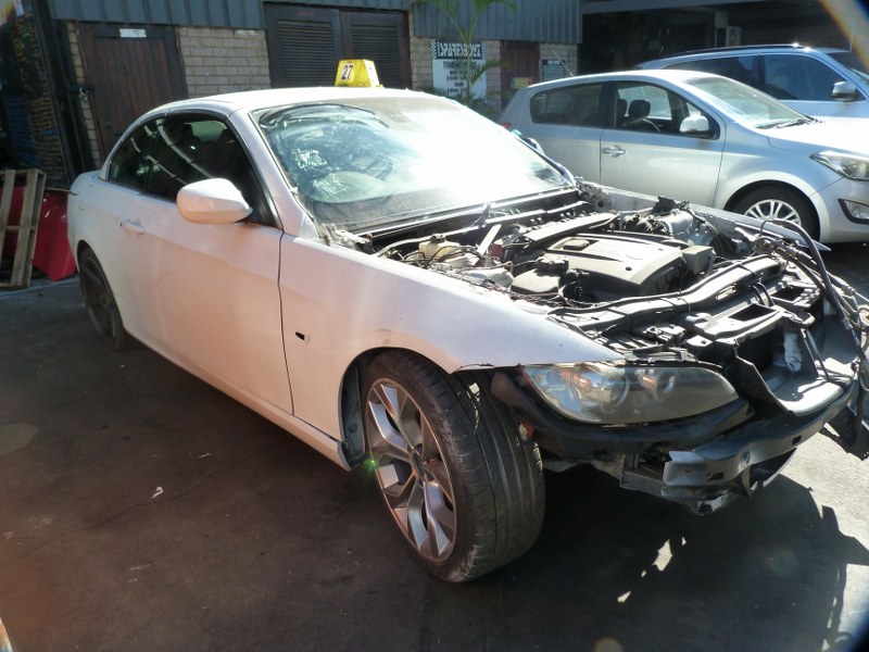 BMW 330i E93 AT White - 2011 STRIPPING FOR SPARES - Private Seller BMW 330i E93 AT White - 2011 STRIPPING FOR SPARES - Private Seller