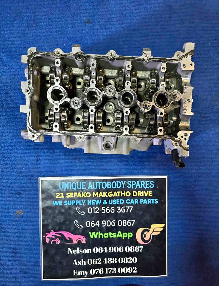 Kia Rio Engine Piston Cylinder Head - Private Seller Kia Rio Engine Piston Cylinder Head - Private Seller