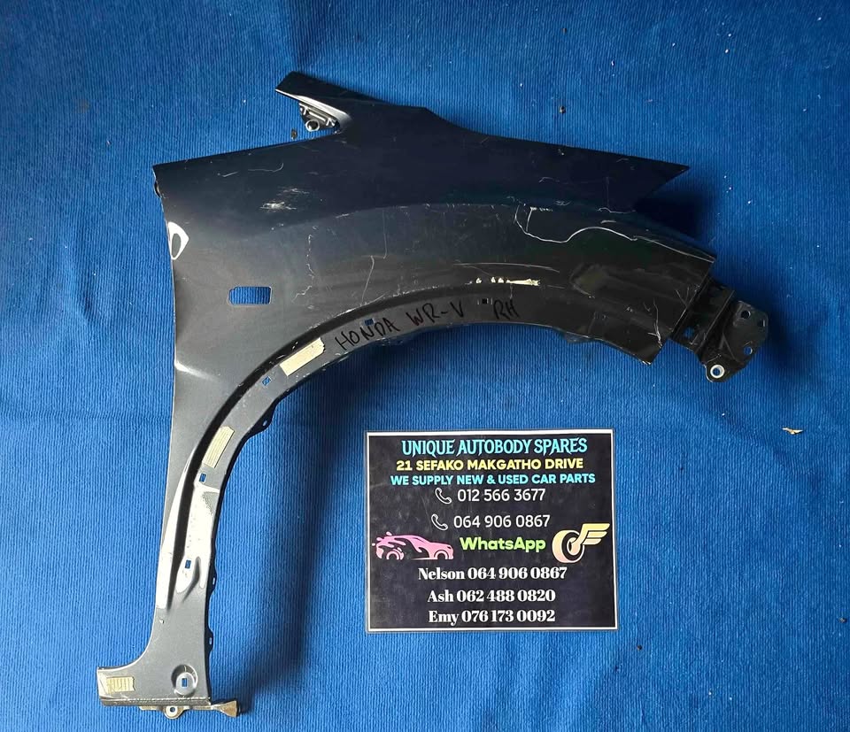 Honda WR-V Right Fender - Private Seller