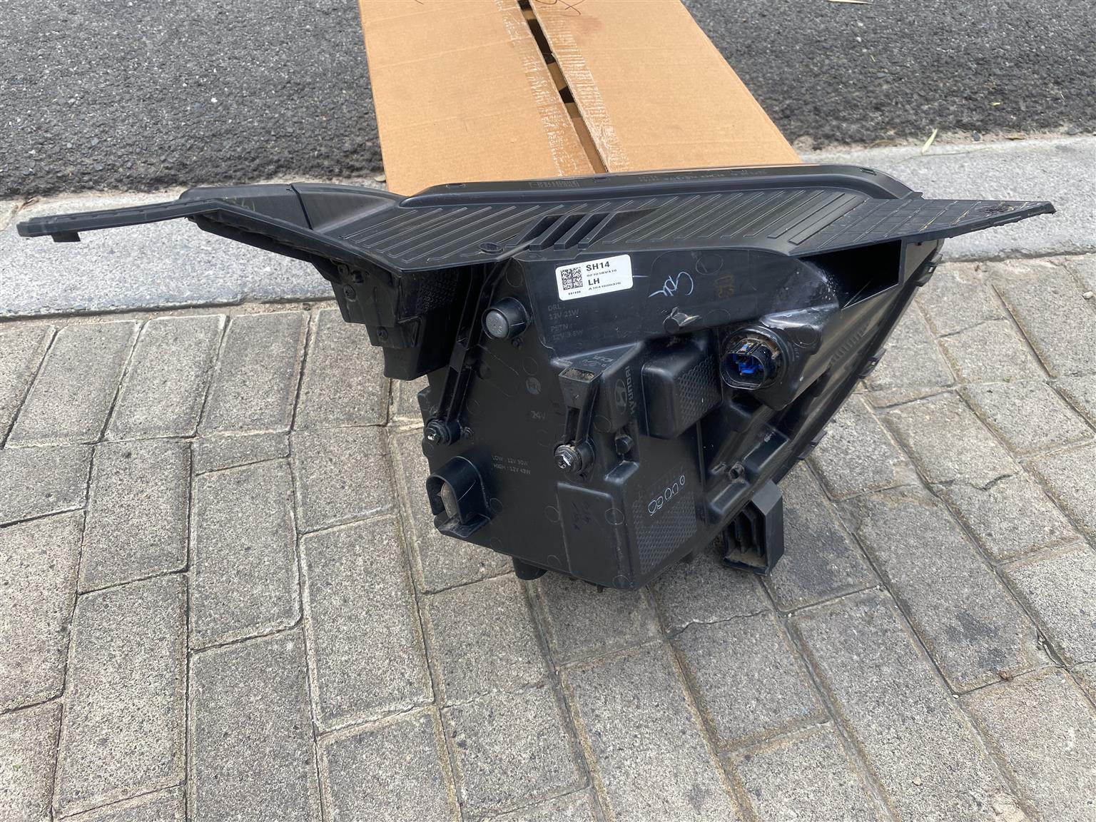 2022 HYUNDAI GRAND CRETA FULL LED HEADLIGHT LEFT SIDE FOR SALE - Private Seller