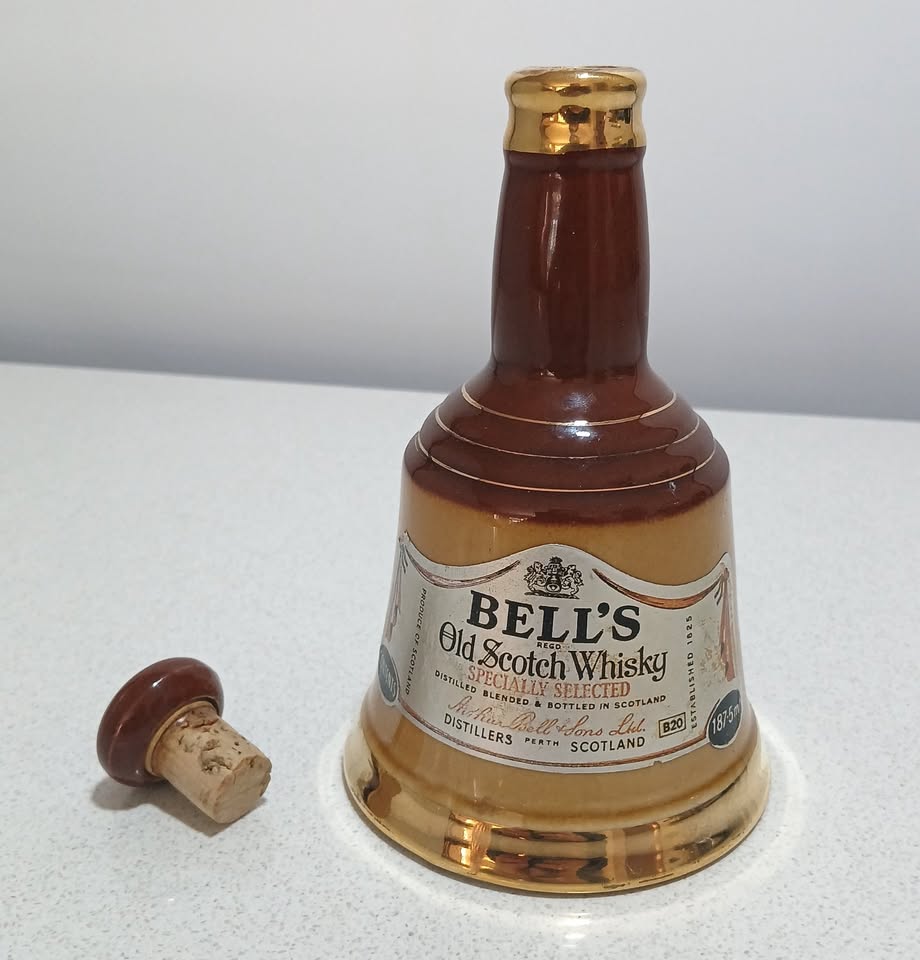 Bells Old Scotch Whisky ceramic decanter by Wade ceramics. Bells Old Scotch Whisky ceramic decanter by Wade ceramics.
