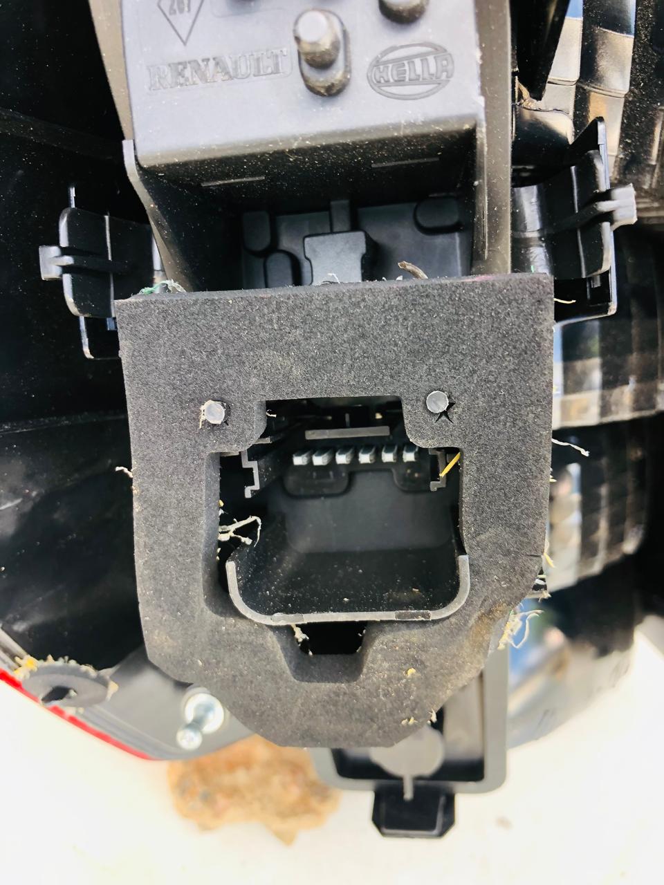 Renault Scenic 2 right side taillight (2003-2007) - Private Seller Renault Scenic 2 right side taillight (2003-2007) - Private Seller