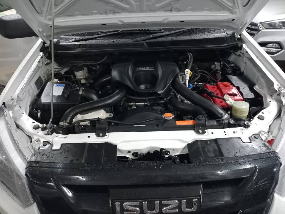 2017 Isuzu KB 250 D-Teq White, Manual, Diesel 120000km