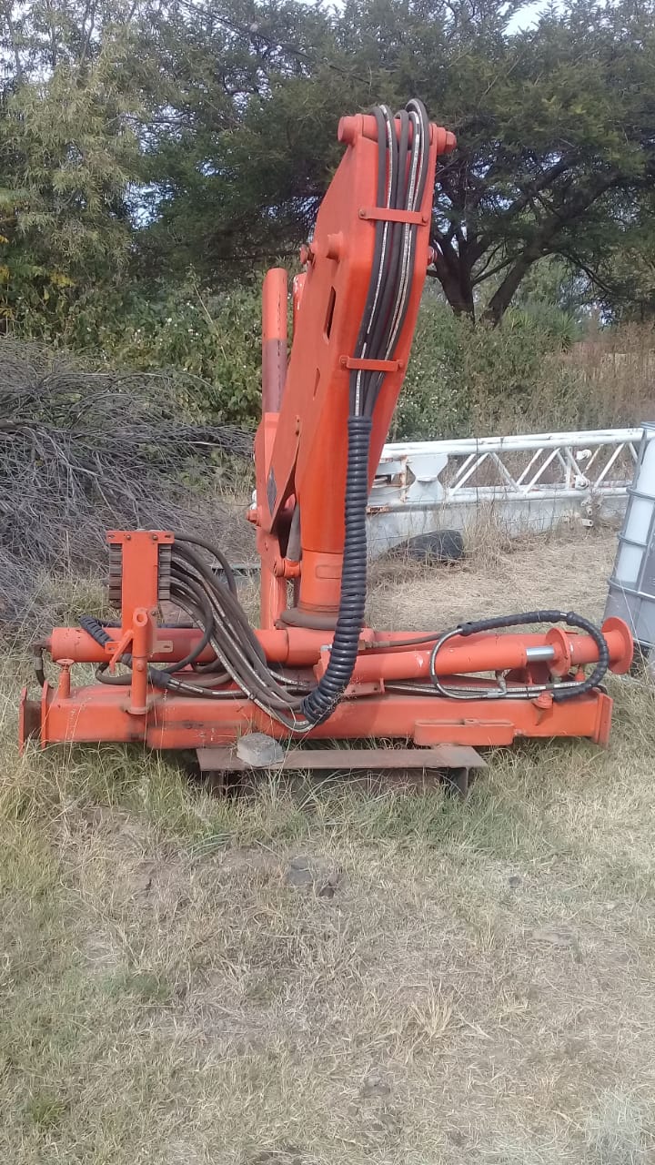 Pesci Crane for sale or Hire | Junk Mail