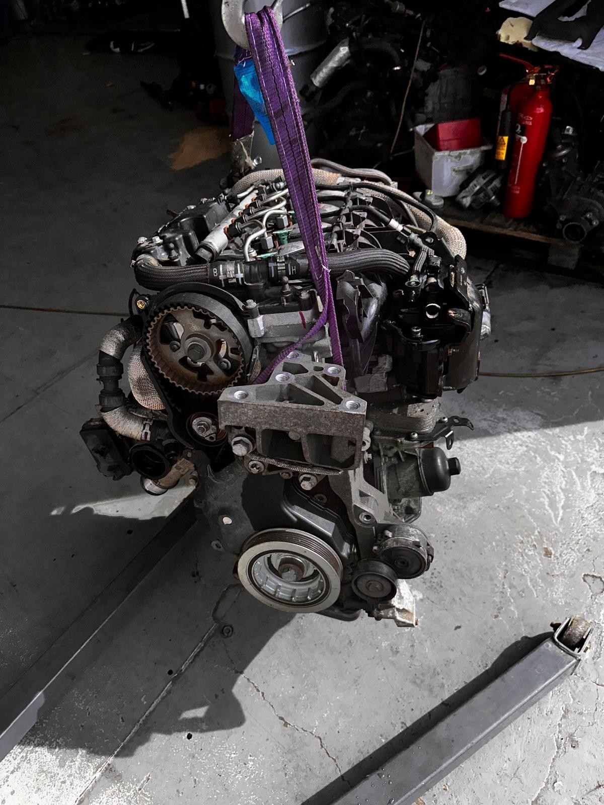 Land Rover 2.2L SD4 22D4T Engine – Robust Diesel Performance - Private Seller