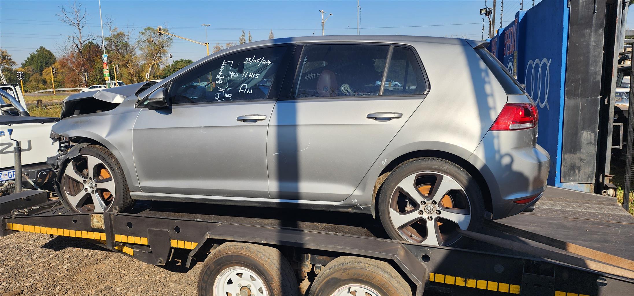 Now stripping vw golf 7 tsi 2015 - Private Seller Now stripping vw golf 7 tsi 2015 - Private Seller