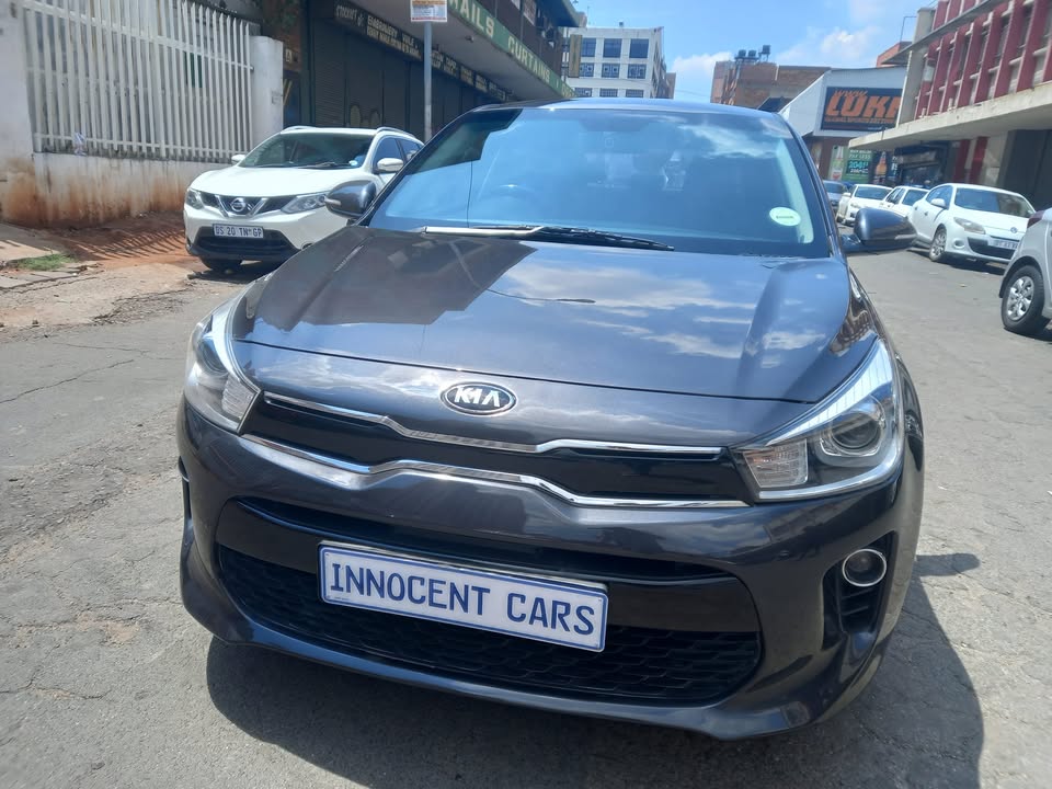 2018 KIA RIO, 1.2 PETROL, MANUAL TRANSMISSION 6SPEED, GREY COLOUR,  MILEAGE 86000KMS