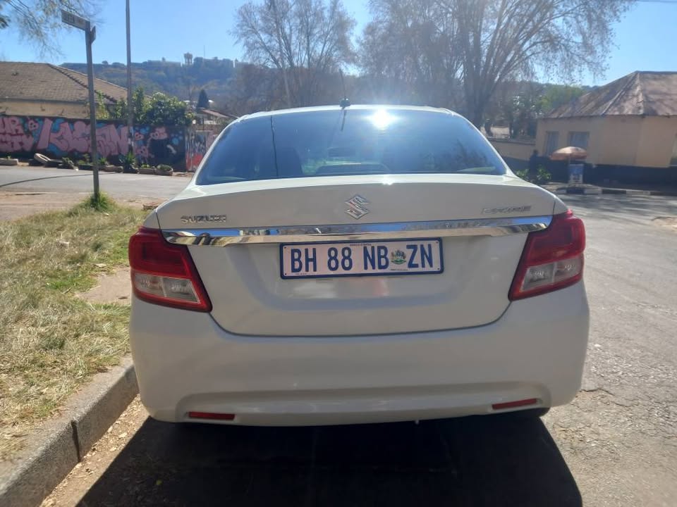 2021 Sezuki Dzire 1.2 Petrol, Manual, White, 68000kms