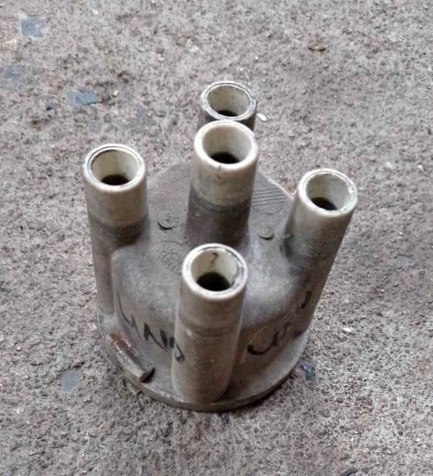 Fiat Uno distributor cap selling - Private Seller Fiat Uno distributor cap selling - Private Seller