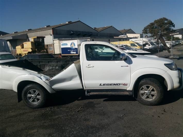 2013 Toyota Hilux D4D STRIPPING For Spares - Private Seller 2013 Toyota Hilux D4D STRIPPING For Spares - Private Seller