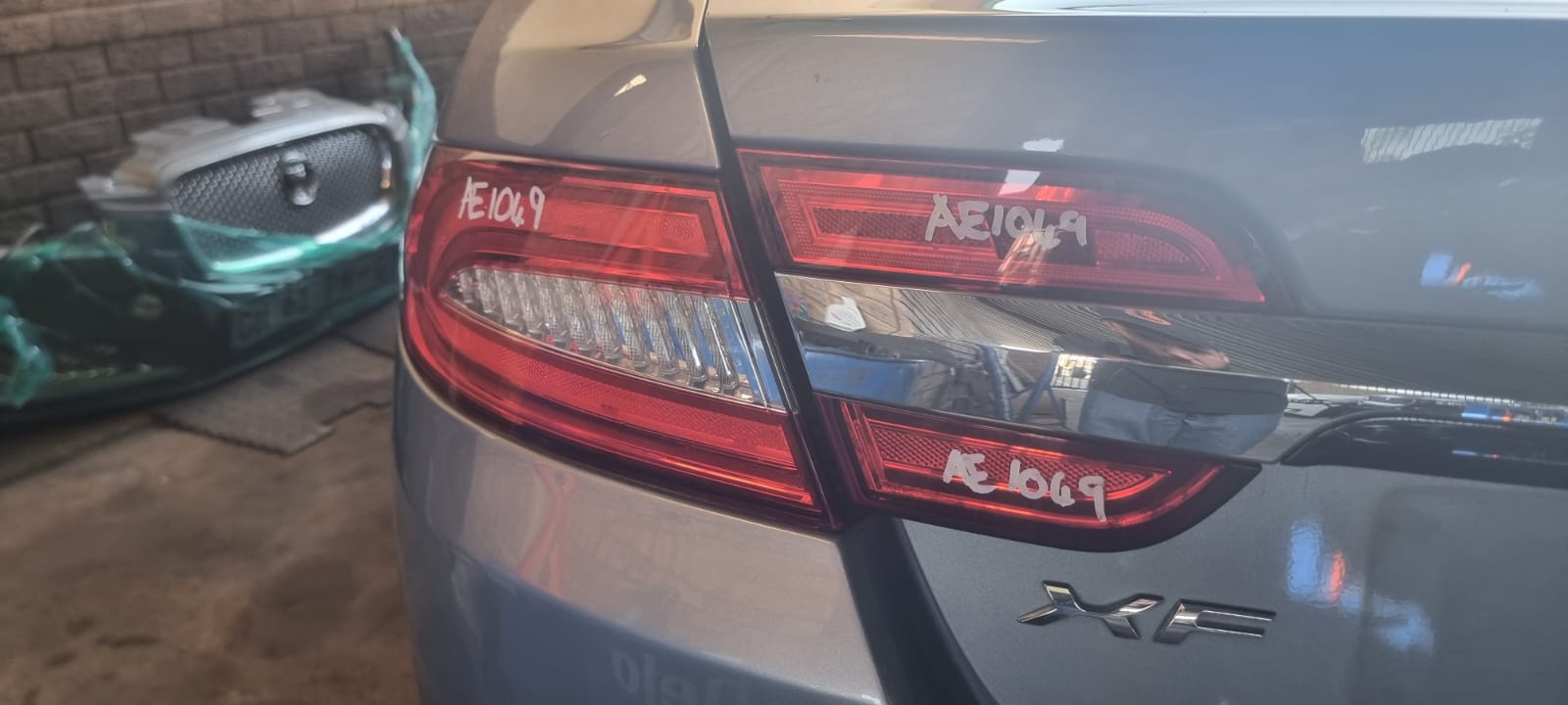 2013 Jaguar XF 2.0l Si4 Tail lights for sale - Private Seller