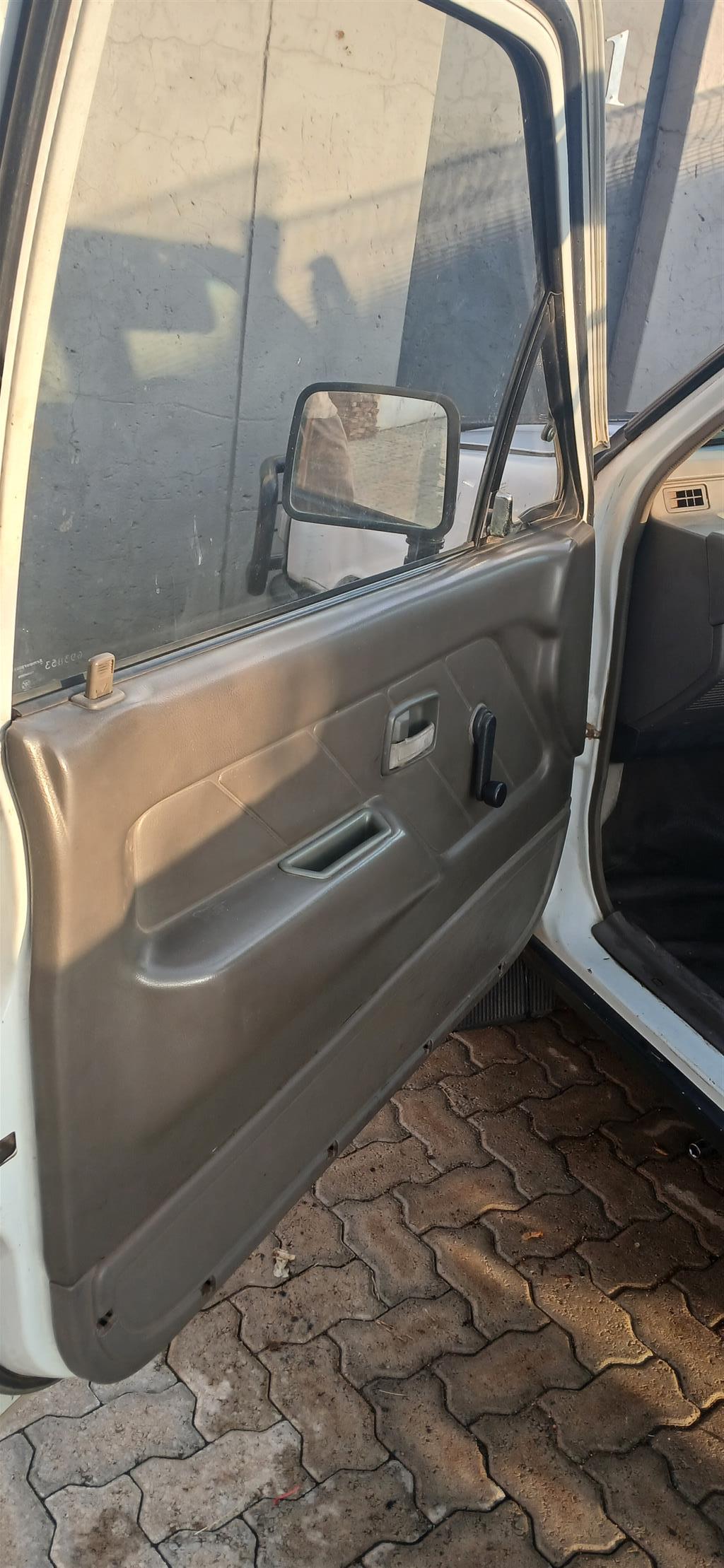 Used 1995 Isuzu KB 200 - Private Seller