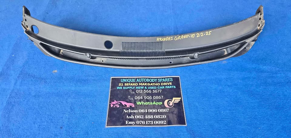 Hyundai Grand i10 Windshield Wiper Cowling - Private Seller Hyundai Grand i10 Windshield Wiper Cowling - Private Seller