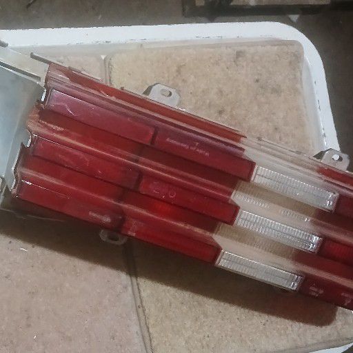 Mercedes, used tail light - Private Seller Mercedes, used tail light - Private Seller