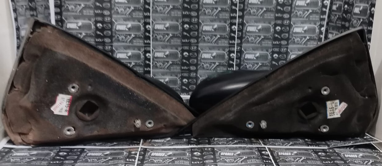 USED HYUNDAI H100 DOOR MIRRORS FOR SALE - Private Seller USED HYUNDAI H100 DOOR MIRRORS FOR SALE - Private Seller