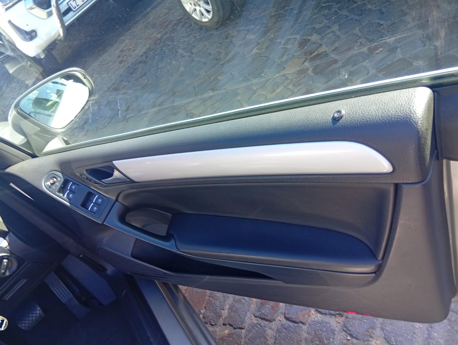 2013 Volkswagen Golf DSG Cabriolet 1.4TSI Comfortline Automatic Leathe