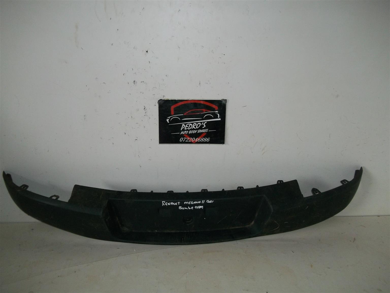 Renault Megane 2 '02-'09 rear bumper trim - Private Seller Renault Megane 2 '02-'09 rear bumper trim - Private Seller