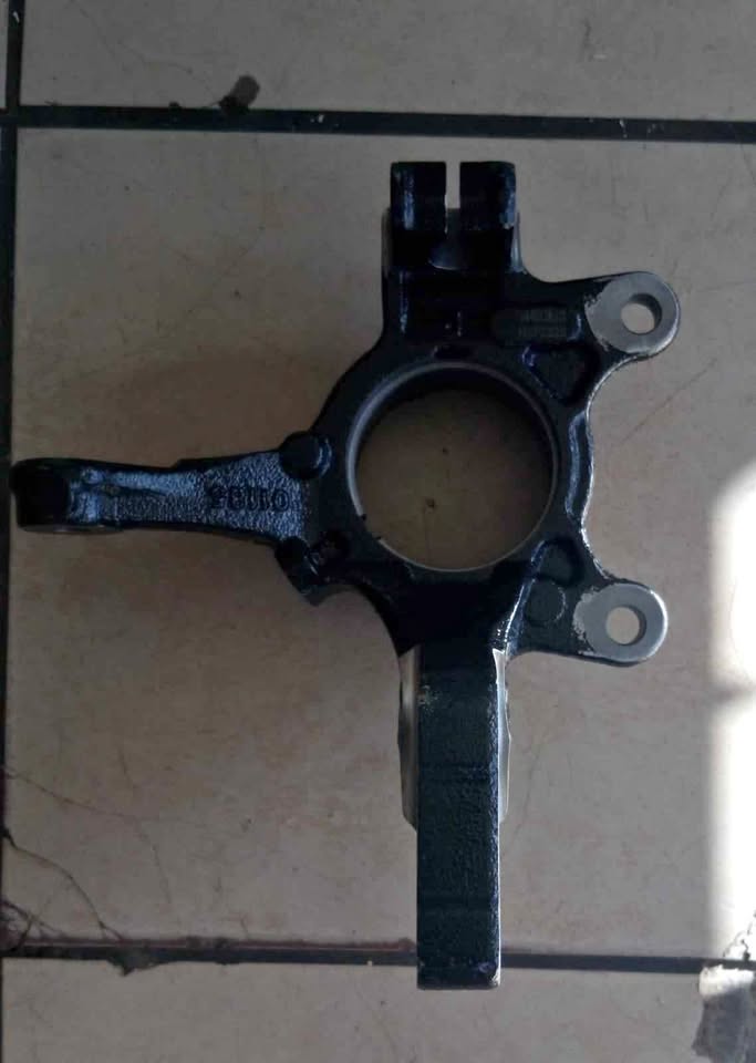 Nissan Almera rhs front stub axle - Private Seller Nissan Almera rhs front stub axle - Private Seller
