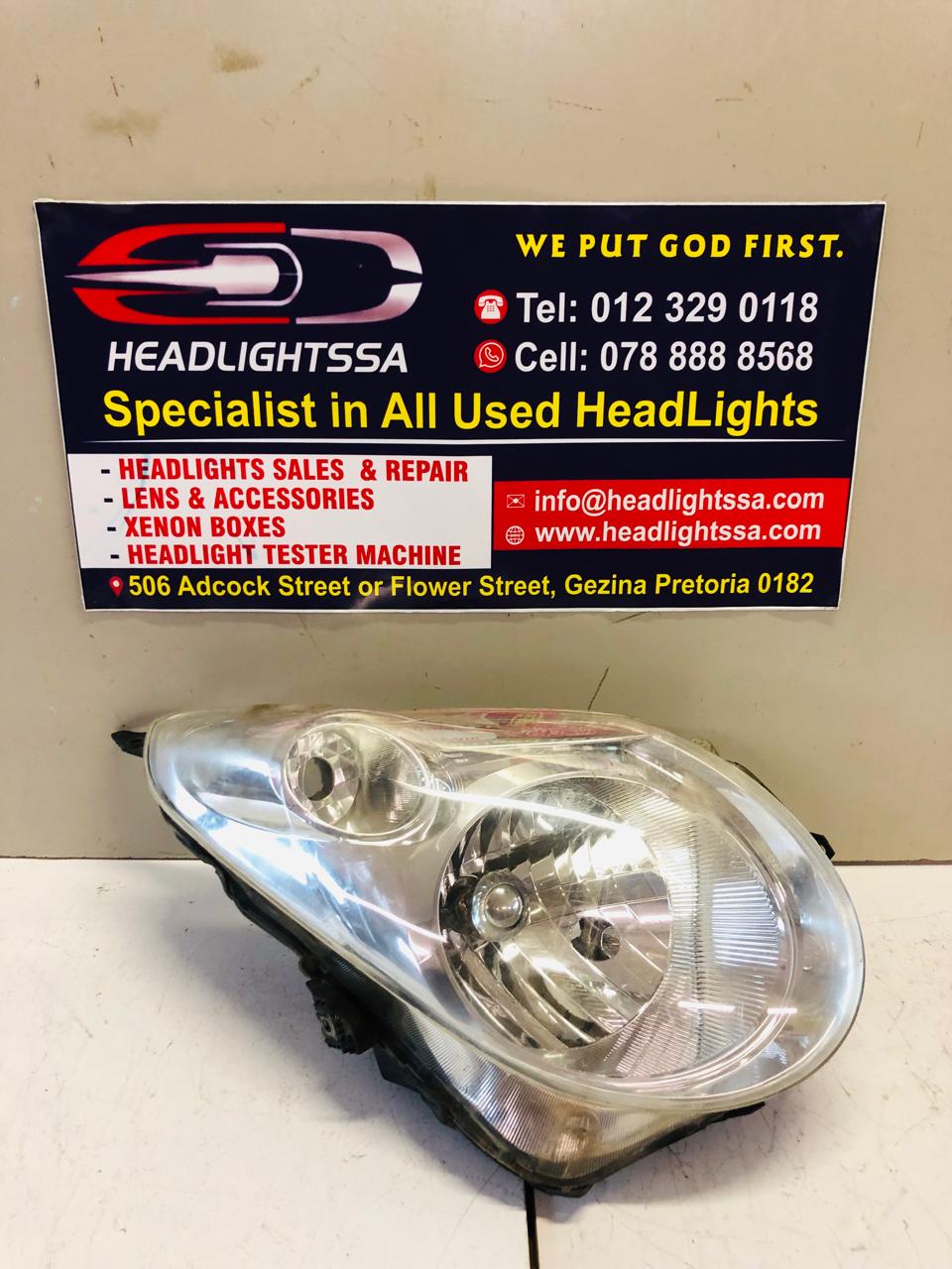 Suzuki Alto right side headlight - Private Seller