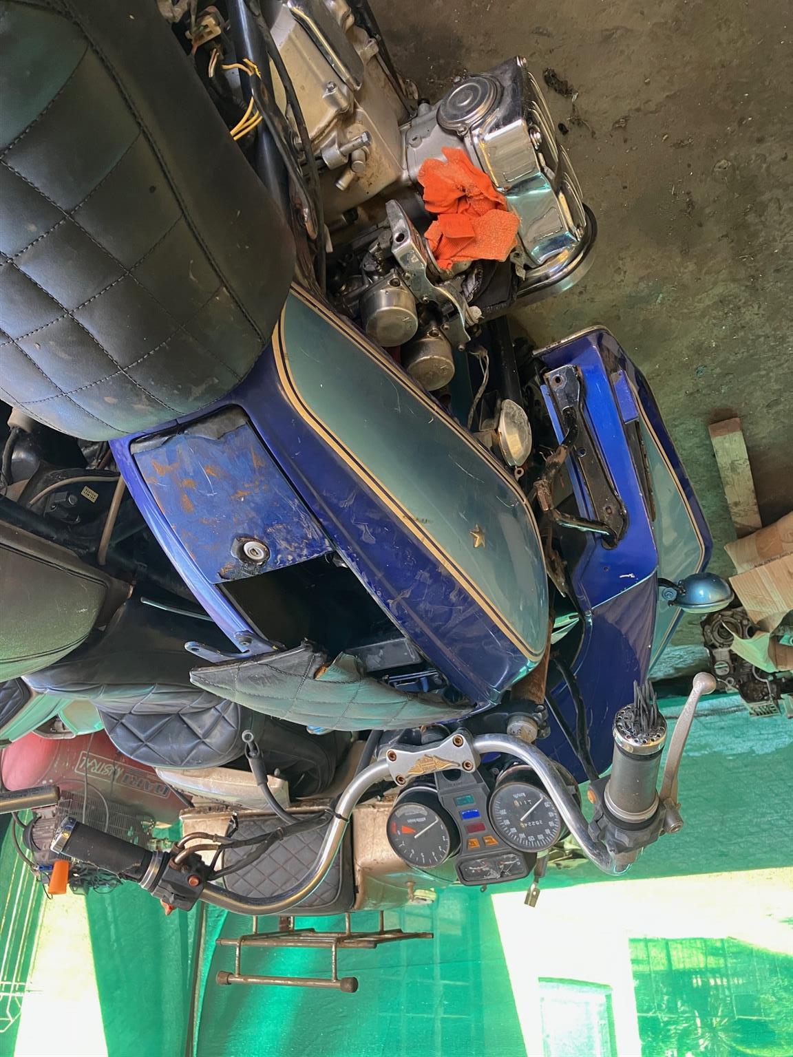 1980 and 1982 Honda 1100 Gold Wings (x 4)