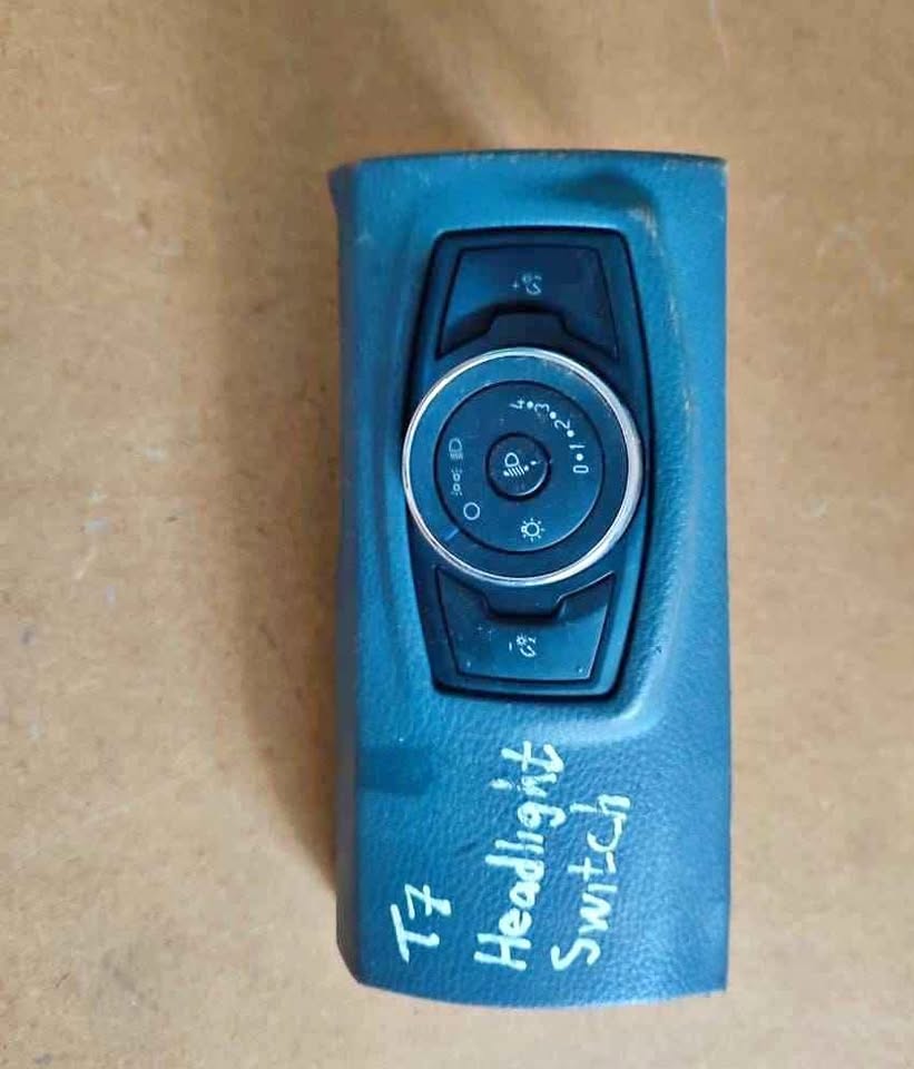 Ford Ranger T7  Headlight Switch Ford Ranger T7  Headlight Switch