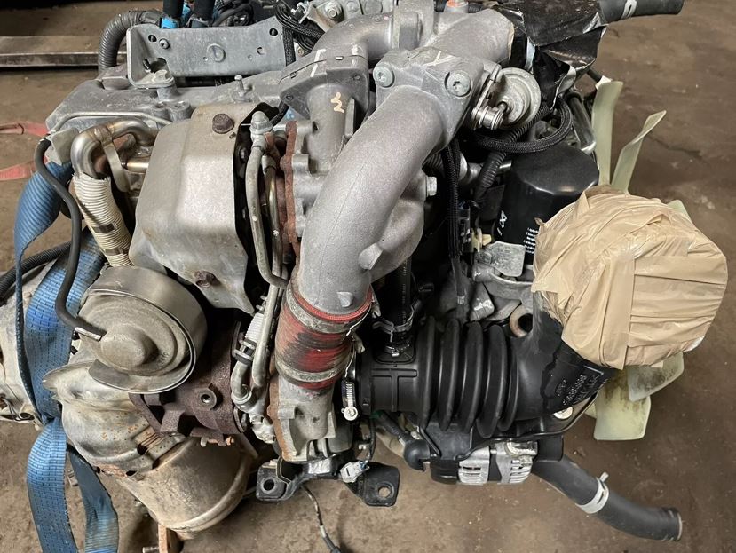 Isuzu D-TEC 250 4JK1 Engine